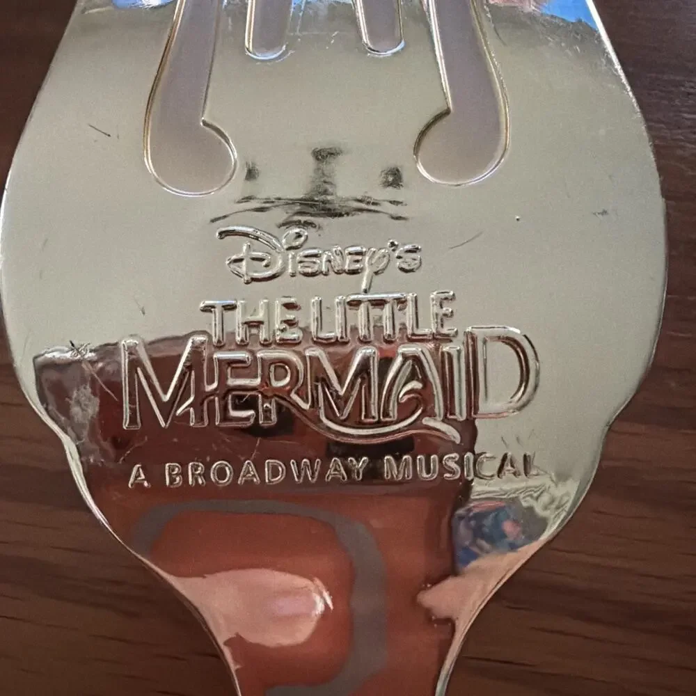 Disney Brush The Little Mermaid Ariel Dinglehopper Plastic Broadway Musical